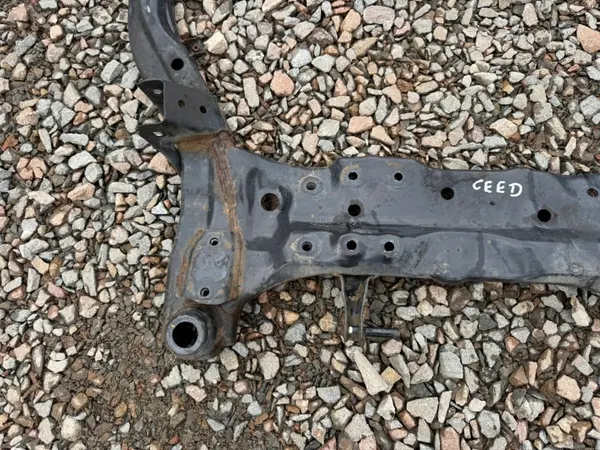 Trave de Suspensão Dianteira OEM para Kia Ceed I 2006-2012 image 3