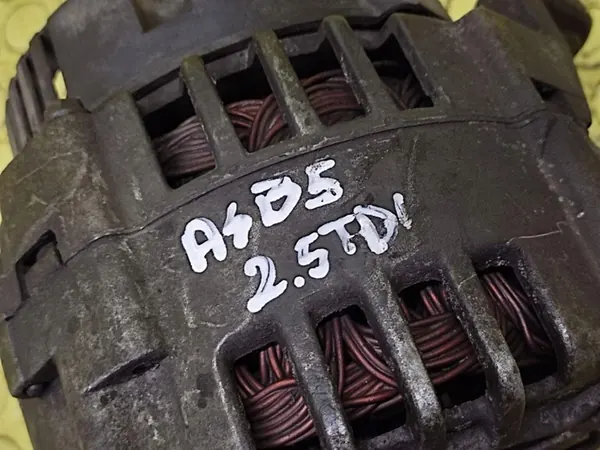 Alternatore AUDI A4 B5 2.5 TDI 078903016AC image 6