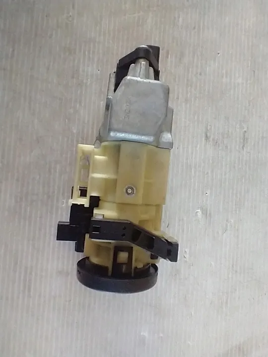 Nissan Qashqai II J11 Immo-lukija 285904BA0A image 3