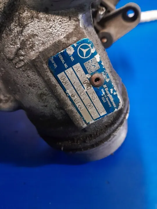 Turbocompresor A6510901586 Mercedes Clase C W205 2.2 CDI image 2