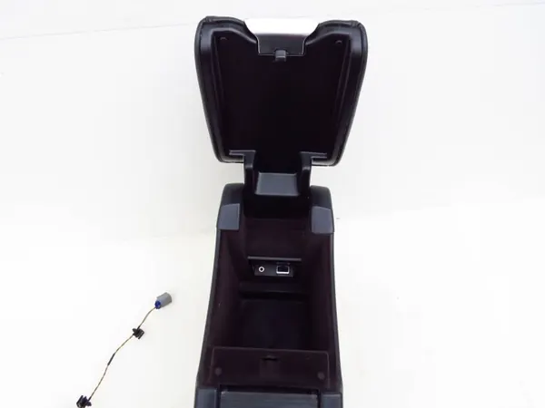 Middenconsole armsteun OEM 31415103 USB AUX Volvo image 8