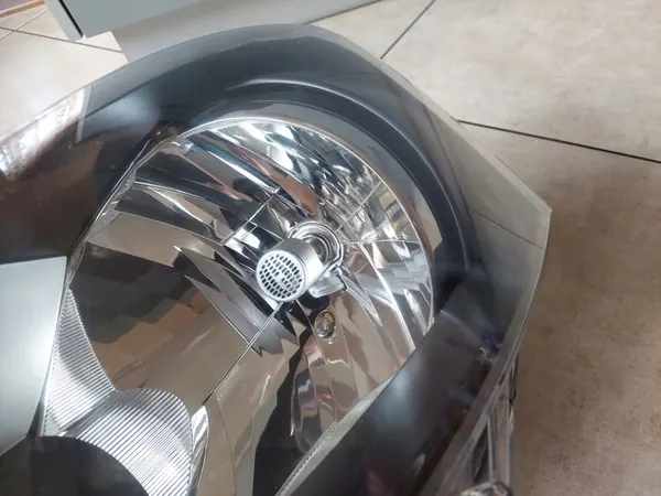 Farol Esquerdo - VW Transporter T5 - OEM 7E1941015R - 1 image 6