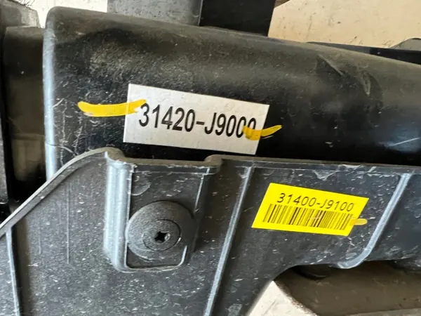 Filtro de carbón combustible OEM 31420-J9000 Hyundai Kona image 4