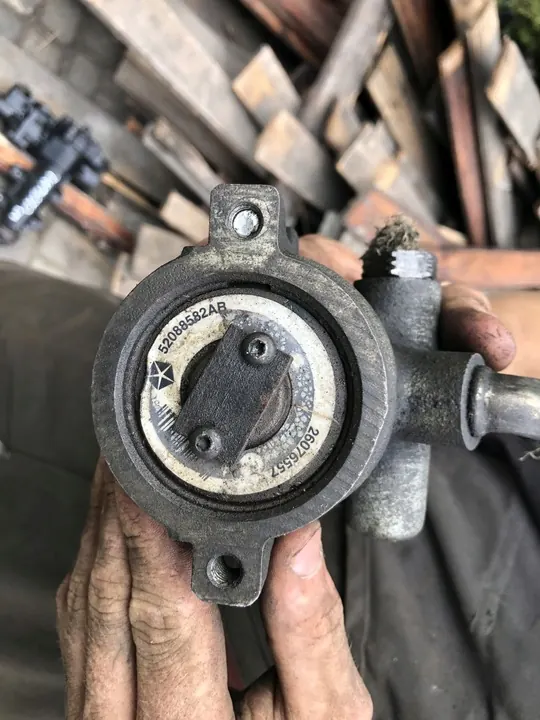 Jeep Grand Cherokee WJ 3.1 TD - Bomba de direção assistida OEM 52088582AB image 3