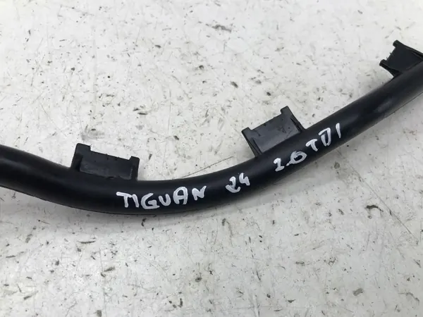Öljymittatikku OEM 05L103634A VW Tiguan III 2.0 TDI:lle image 3