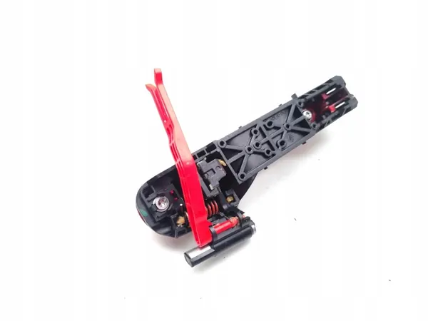 Troisième feu stop Toyota OEM No MPN pour Avensis 2004 image 4