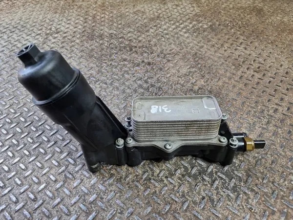 Chrysler Pacifica 2017 Oljefilterfäste image 4