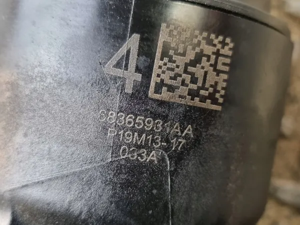 Chrysler Pacifica 2017 Oljefilterfäste image 6