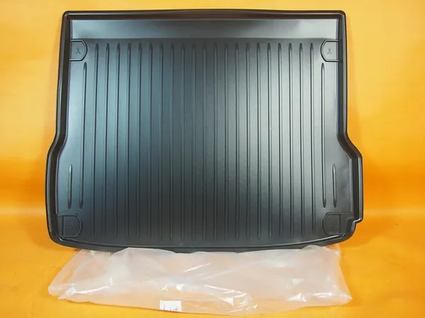 SQ5 8R Q5 Tavaratilan Matto OEM image 4