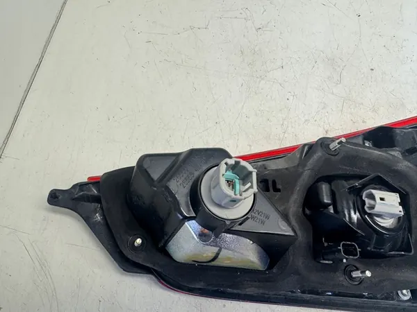 Nissan Qashqai J11 Luz Trasera Izquierda 26555 4EA5C image 10