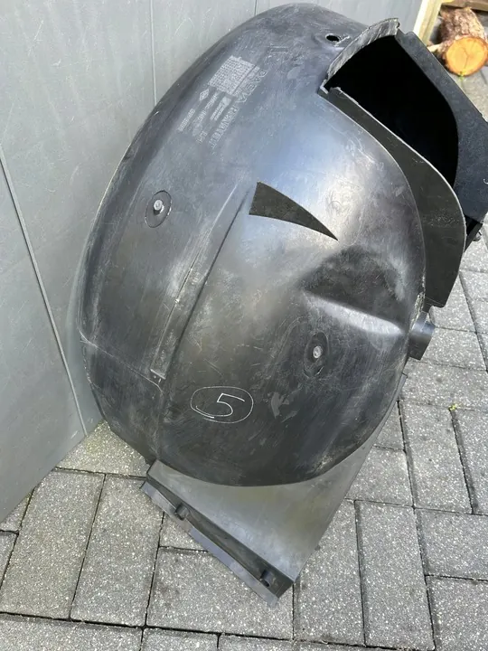 Dacia OE 8200595794 Left Front Wheel Arch image 3