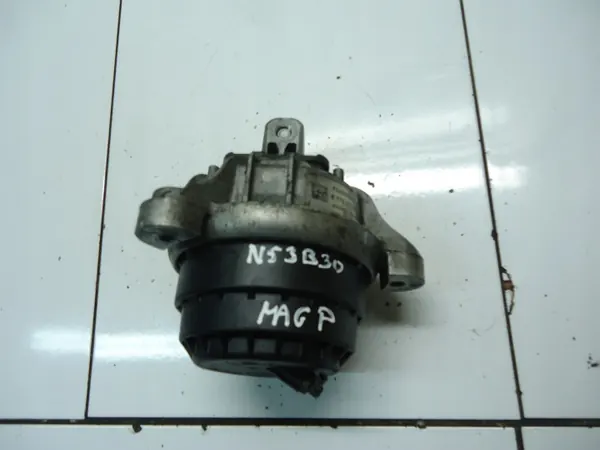 Support Moteur BMW OEM 6775917 pour Série 5 E60 image 2