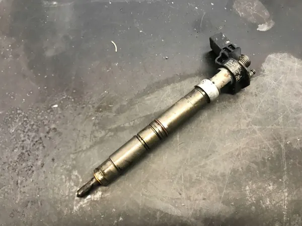 Injectiepomp OEM 03L130777C voor VW Transporter image 2