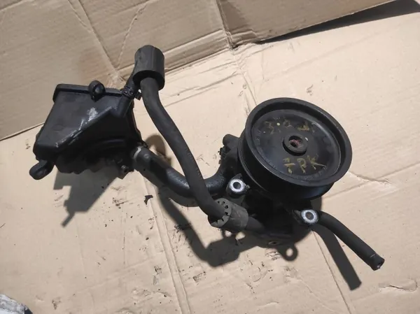 Mercedes Servopumpe OEM A0044668301 - Gebraucht image 2