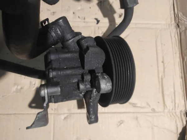 Mercedes Servopumpe OEM A0044668301 - Gebraucht image 6