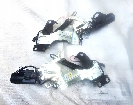Motor techo VW Beetle Cabrio OEM 1Y0871662 Derecho image 2