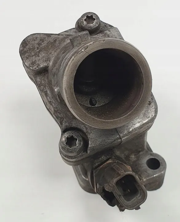 Carcasa de termostato Volvo XC70 II 2.4 D image 2