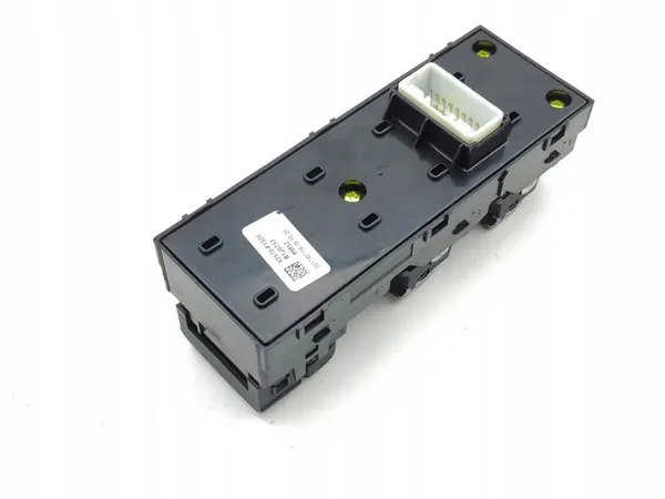 KIA SPORTAGE (SL) Achter Linker Raam Bedieningsknop OEM 93570F1520 image 9