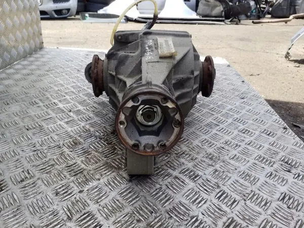 VW Touareg I Hinterachsdiff 0AB525015C image 3