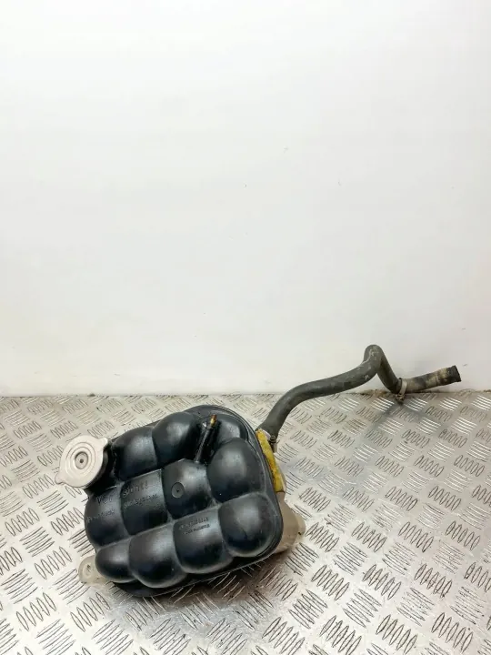 Réservoir d'expansion liquide OEM A1295000349 Mercedes image 2