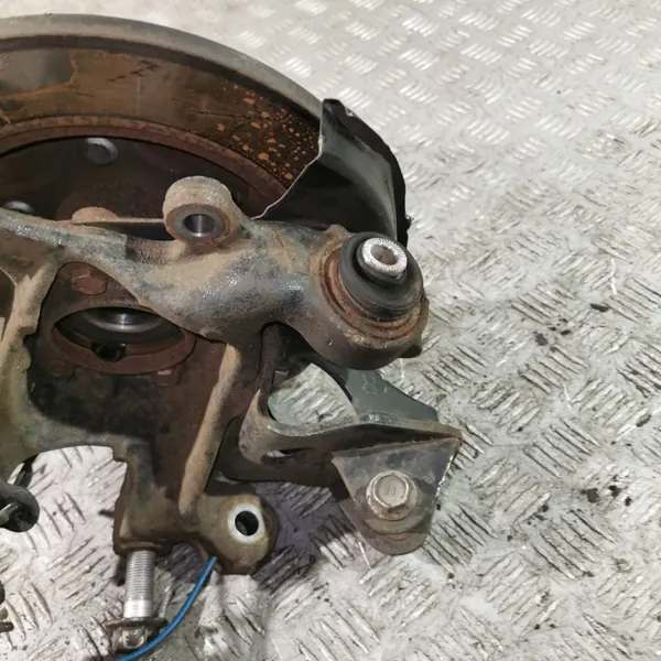 Lexus NX 2019 Hinterradnabe OEM UTO33663 image 5
