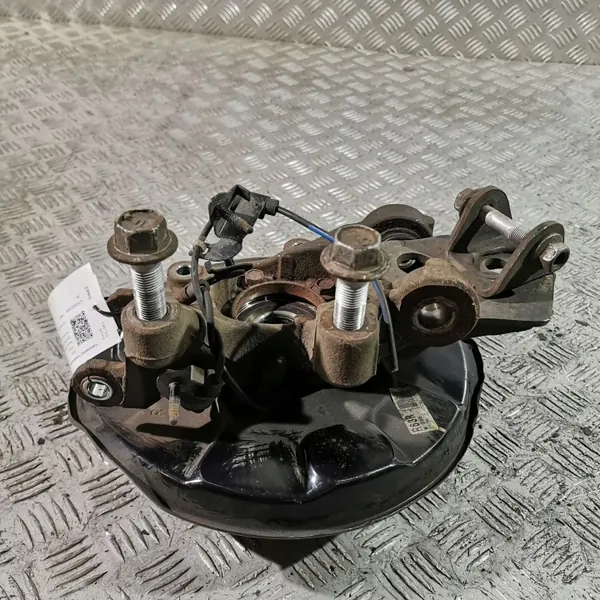 Lexus NX 2019 Hinterradnabe OEM UTO33663 image 8