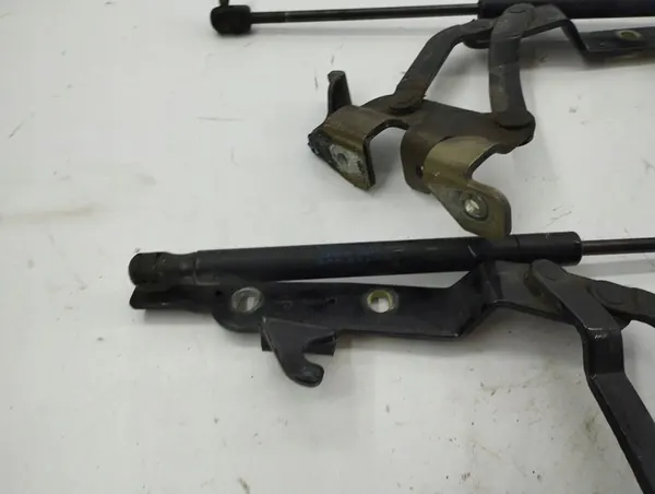 Maserati Quattroporte 2010 Juego Completo Bisagras Capó OEM image 8