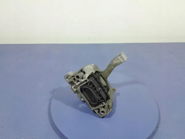 Moottorin tuki OEM 5WA199262R Skoda Kodiaq image 4