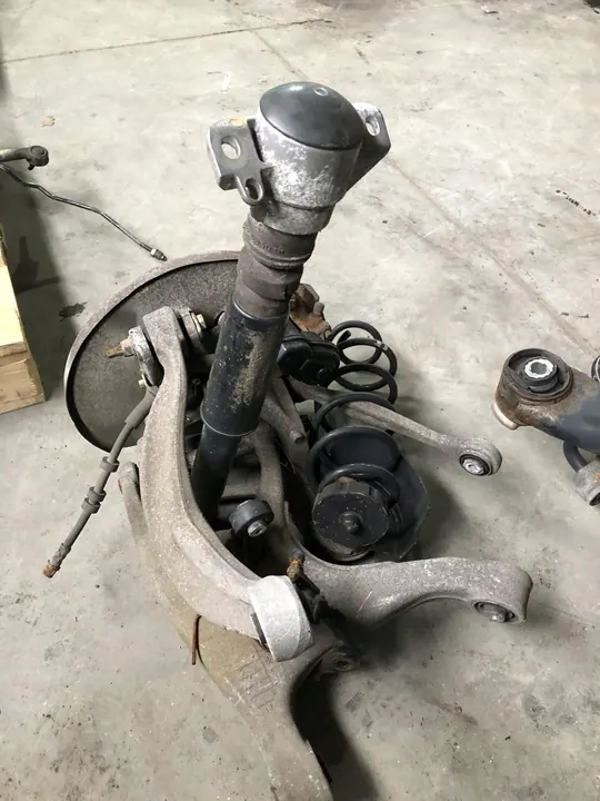 Audi A4 B8 1.8 Snodo di sterzo sinistro 8K0513035K image 3