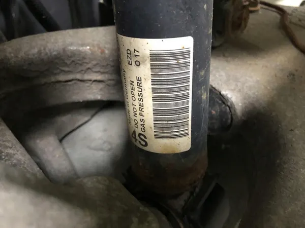 Audi A4 B8 1.8 Snodo di sterzo sinistro 8K0513035K image 4