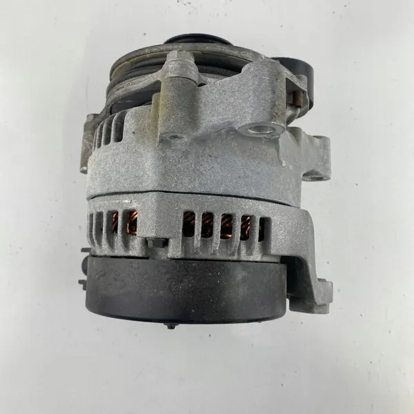 Generaattori jännittimellä BMW F39 F40 F44 M135iX 2021 image 4