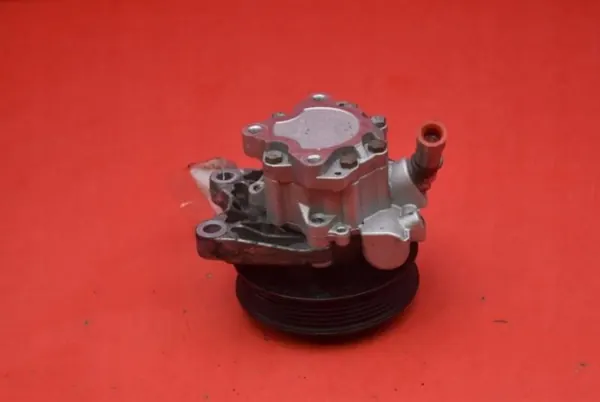 Bomba de dirección OEM 10SKV123 para BMW E90/E91 image 4