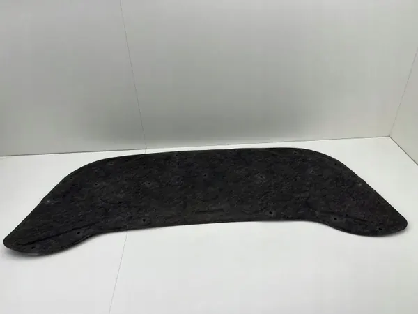 Mercedes CLA W117 konepellin eriste OEM RCD26180 image 3