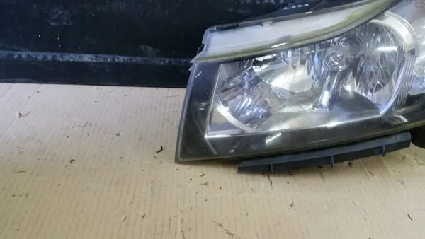 Koplamp Chevrolet Cruze J300 09-14 Links of Rechts image 3
