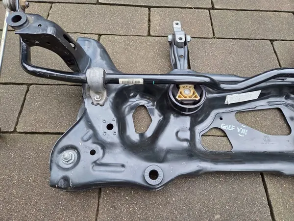 VW GOLF VIII Sous-châssis avant 5WA199315F image 3