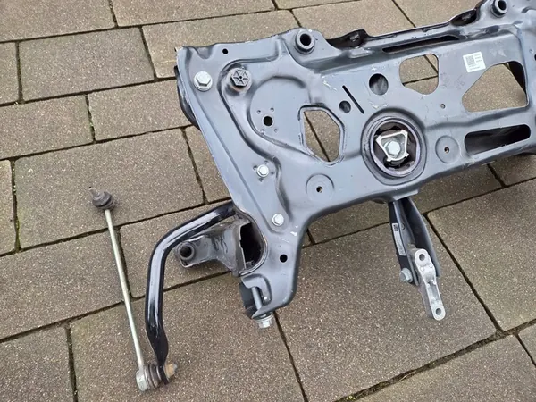 VW GOLF VIII Sous-châssis avant 5WA199315F image 8