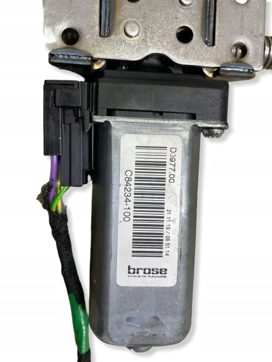 Moteur de Siège Jaguar E-Pace OEM C84234100 image 5