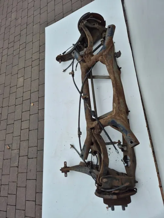 Mitsubishi Lancer XI X Hinterachsschwinge OEM image 4
