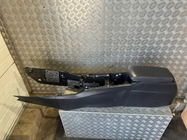 Túnel central OEM 9824789480 para Peugeot 208 II image 2