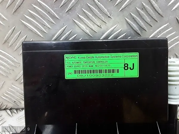 Módulo de control AC Chevrolet Captiva OEM 20910836 image 5