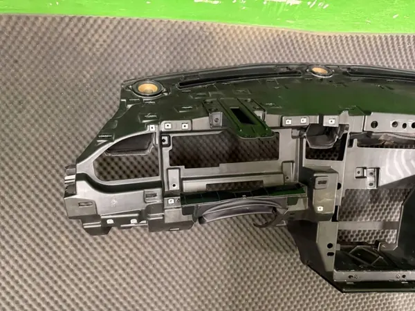 OEM 100332600HVV instrumentpanel med luftventiler & högtalare image 3