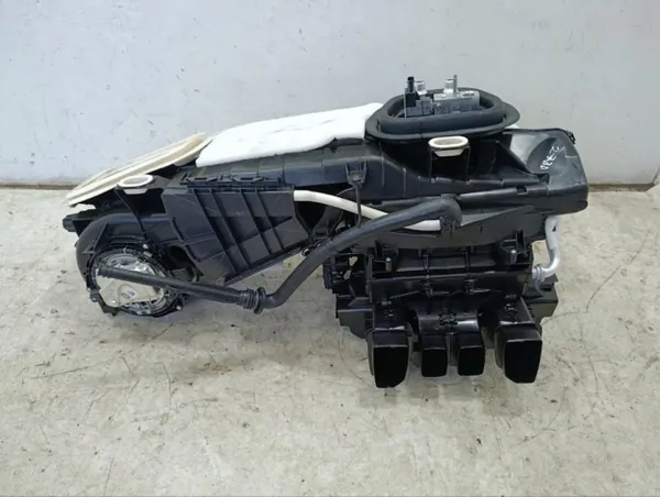 Mercedes-Benz Bläshus OEM A2968304700 Begagnad image 5