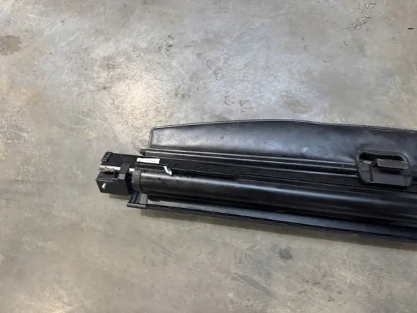 BMW X3 E83 Kofferraum-Rollo OEM 3424659 image 5