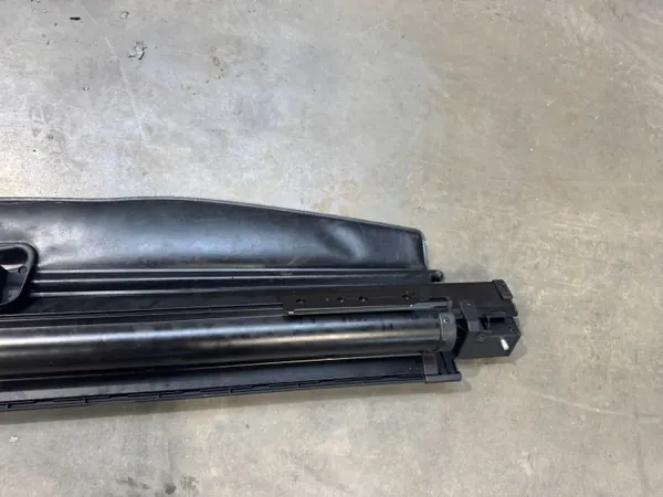 BMW X3 E83 Kofferraum-Rollo OEM 3424659 image 6