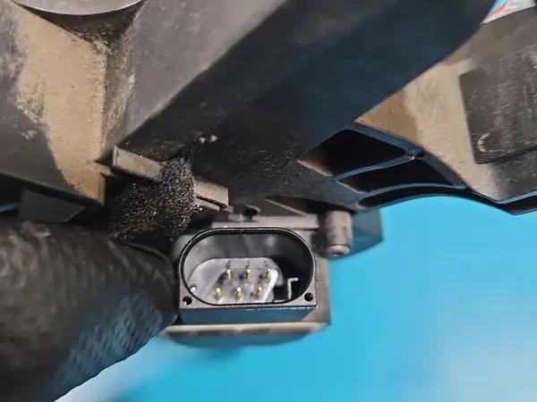 Gaspedaal Potentiometer Mercedes W211 3.2 CDI A2113000404 image 7