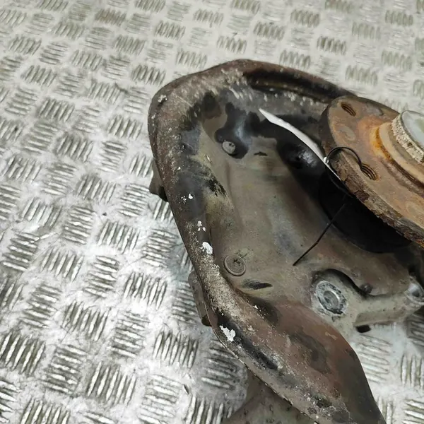 Mozzo ruota posteriore destro VW Tiguan 2.0L 3C0505434K image 5