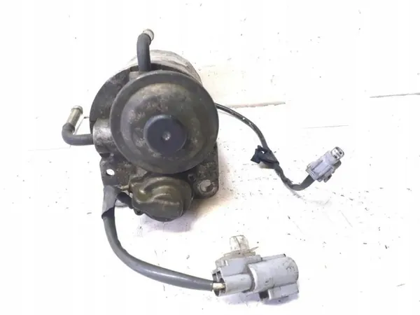 Toyota Bränslefilterhus OEM F026402110 - Begagnad image 2
