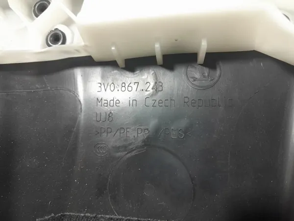 Skoda Superb III B-Säulenabdeckung links OEM 3V0867243 image 4