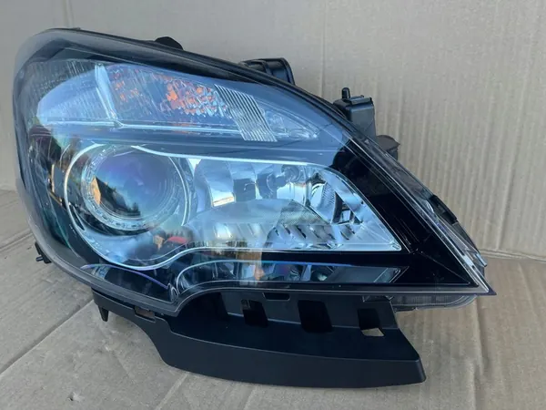 Opel Mokka Faro Bi-Xenón Derecho OE 95386946 image 3