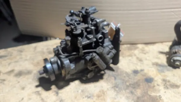 Pompe d'injection Ford Escort 1.8D OEM 0460494218 image 5